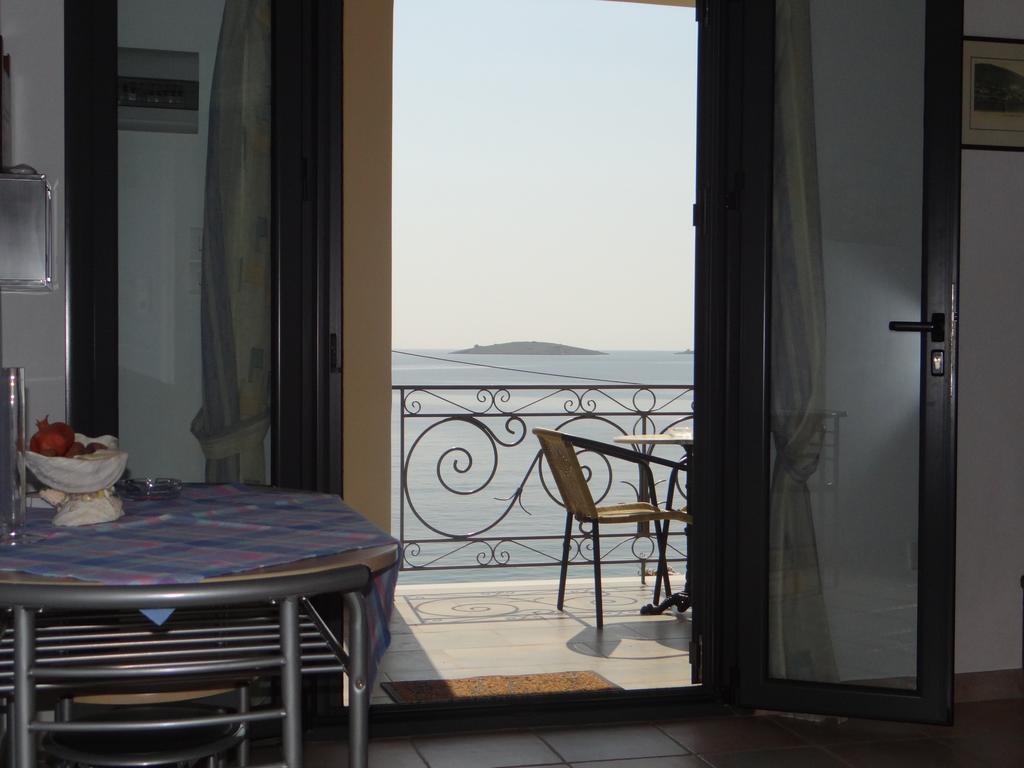 Ferienwohnung Niriides Galaxídhion Exterior foto